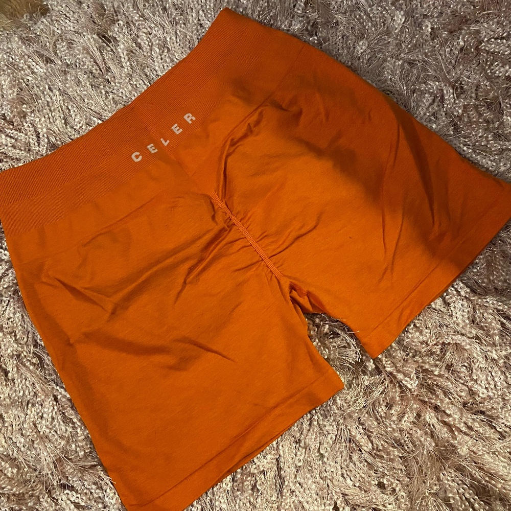 Celer Amazon Scrunch Shorts